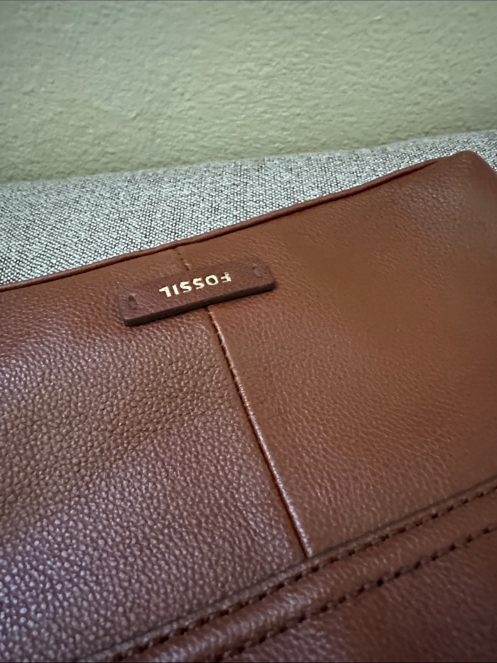 Fossil Gabriella small Brown Leather Crossbody Shoulder Bag - Picture 9 of 13